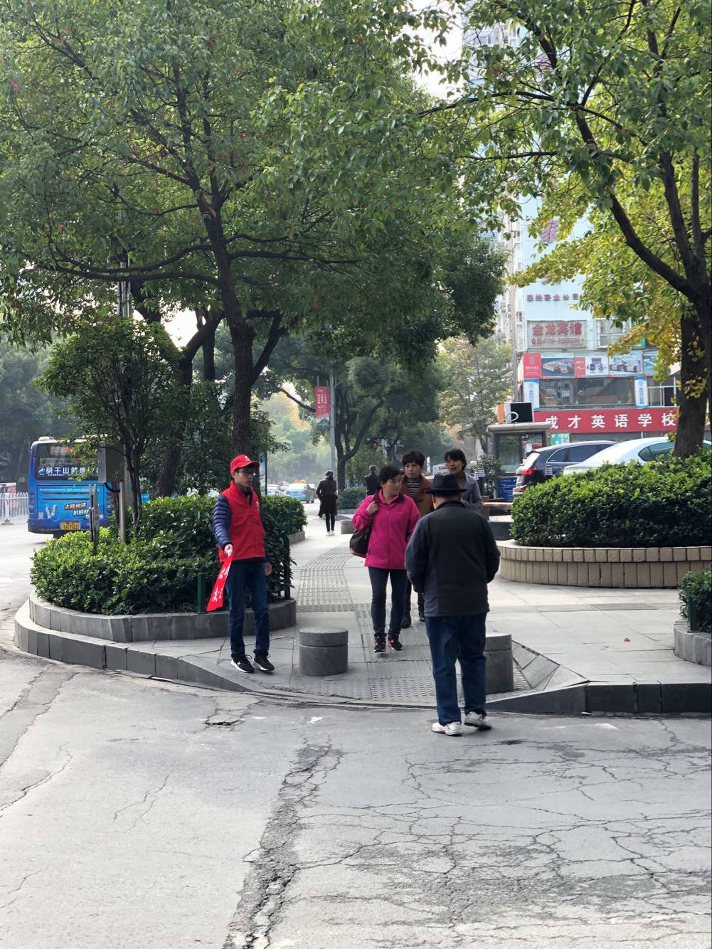 雷竞技学生正在执勤